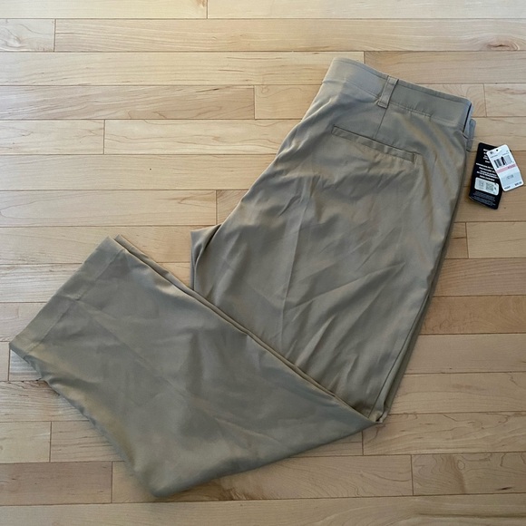 Men’s PGA tour pants. NWT. Size 40x32 - Picture 1 of 4